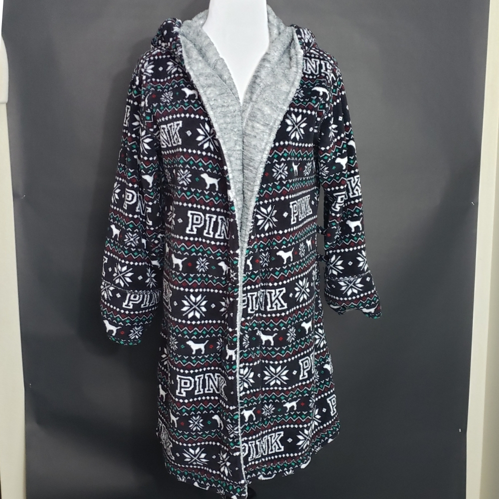 PINK VICTORIA SECRET reversible robe. Size M